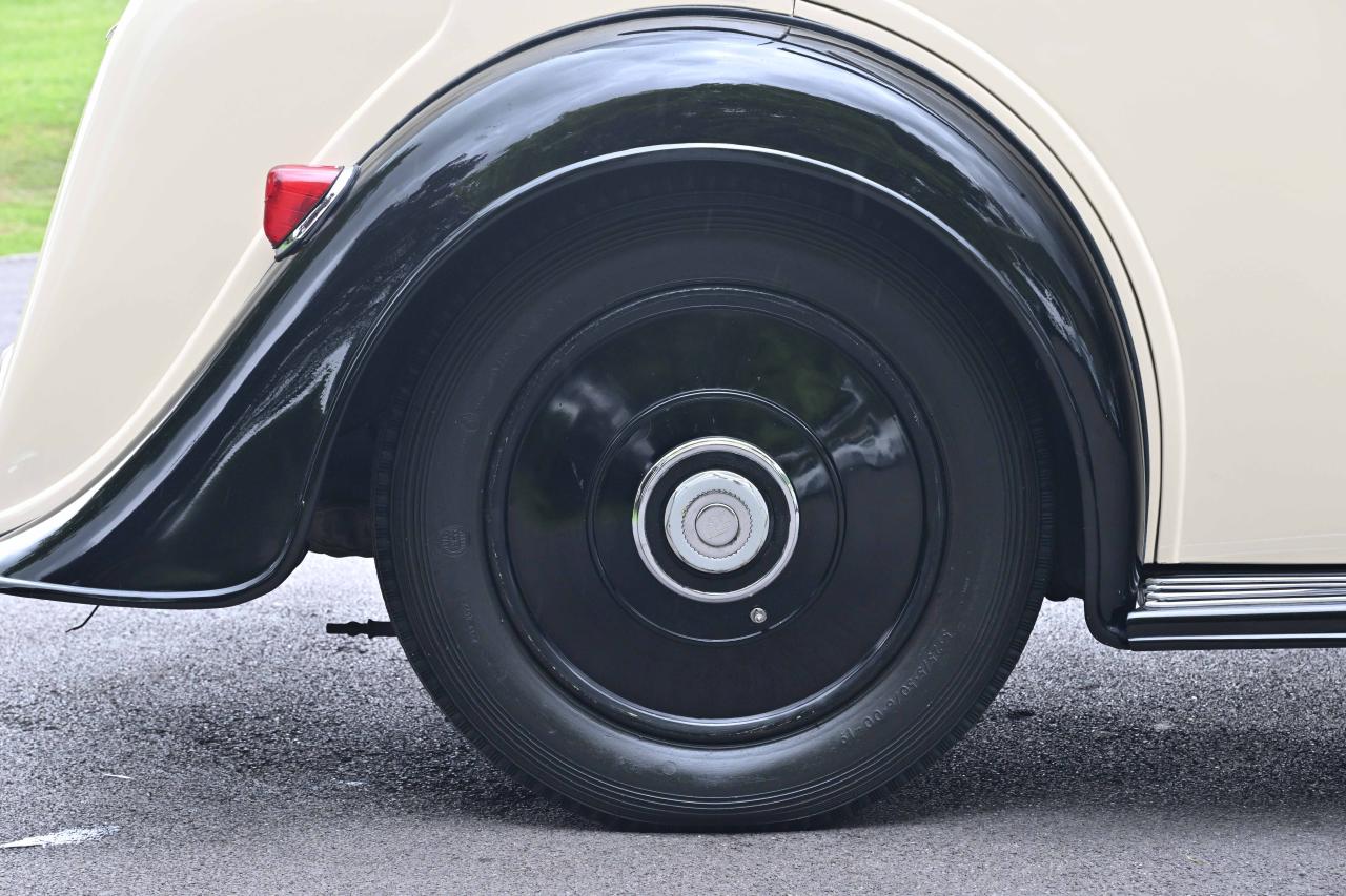 1937 Rolls - Royce 25/30 Saloon by Mann Egerton