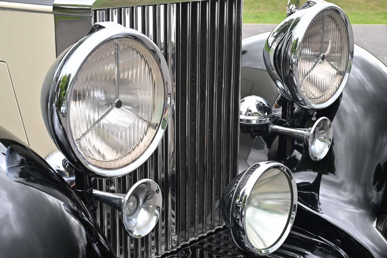 1937 Rolls - Royce 25/30 Saloon by Mann Egerton