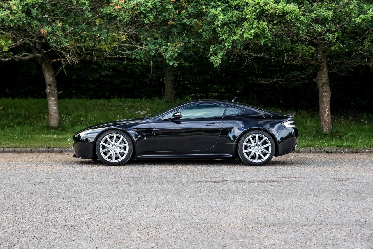 2007 Aston Martin V8 Vantage