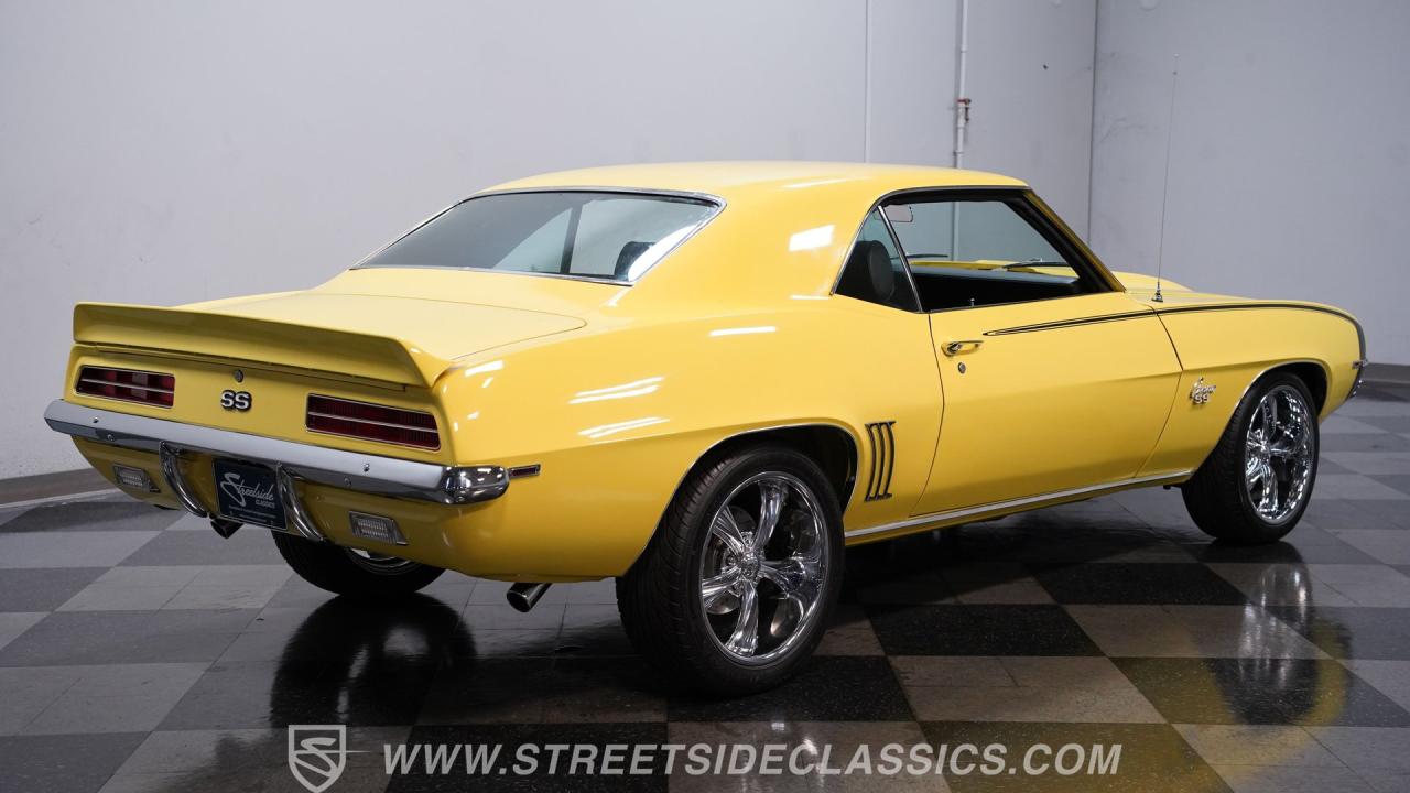 1969 Chevrolet Camaro RS/SS LS1 Restomod