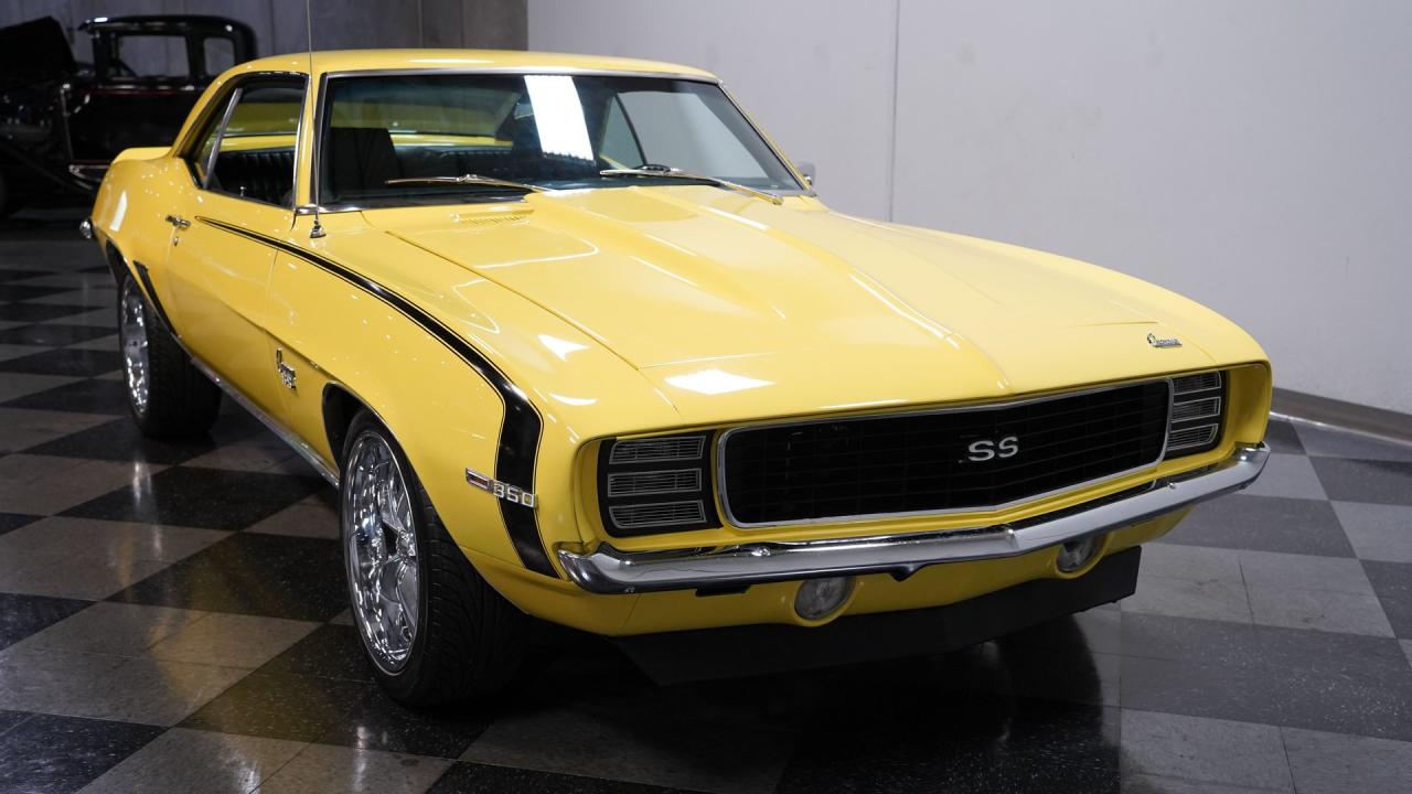 1969 Chevrolet Camaro RS/SS LS1 Restomod