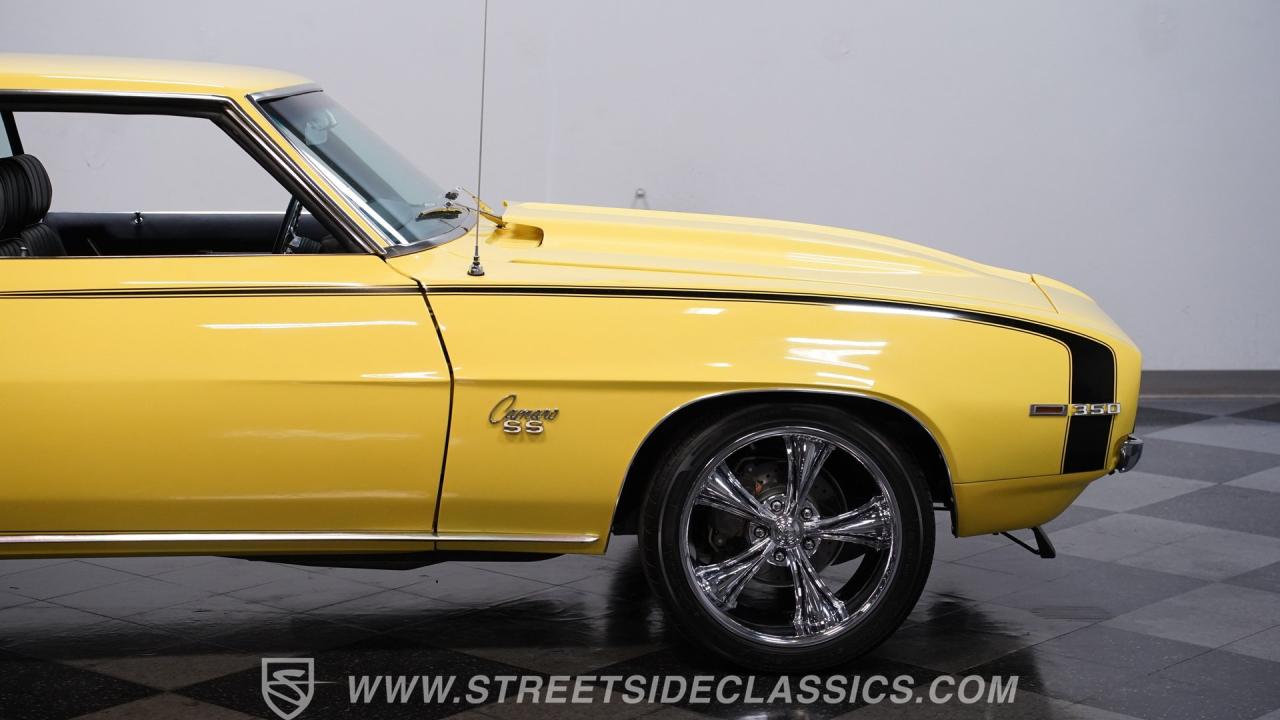 1969 Chevrolet Camaro RS/SS LS1 Restomod