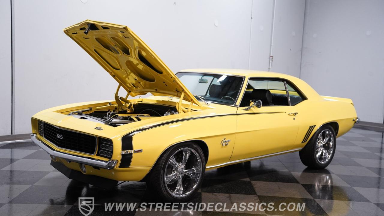 1969 Chevrolet Camaro RS/SS LS1 Restomod