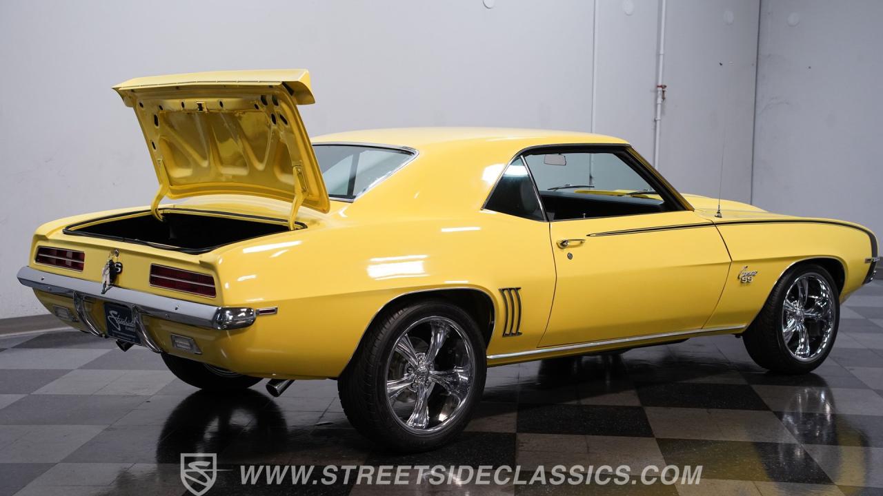 1969 Chevrolet Camaro RS/SS LS1 Restomod