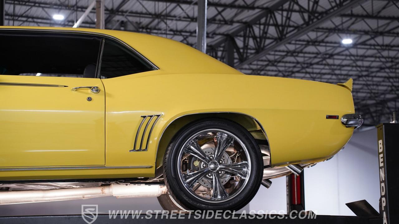 1969 Chevrolet Camaro RS/SS LS1 Restomod