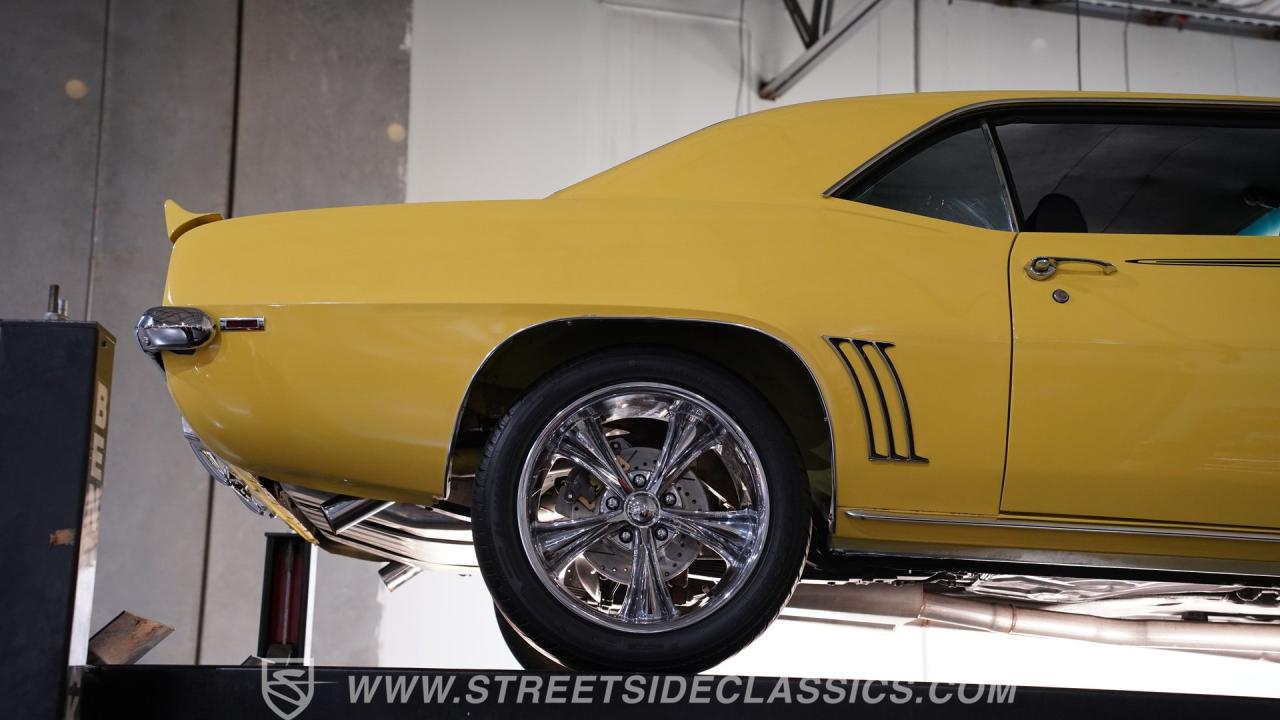 1969 Chevrolet Camaro RS/SS LS1 Restomod