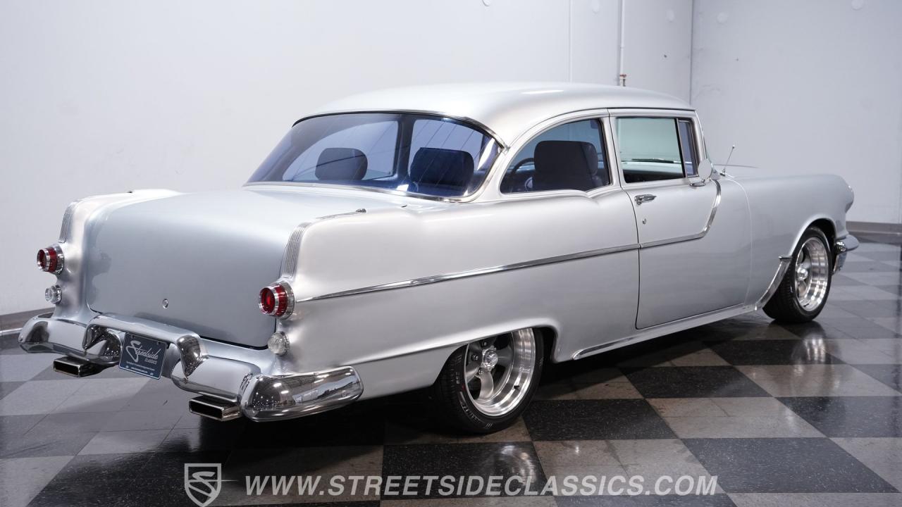 1955 Pontiac Chieftain