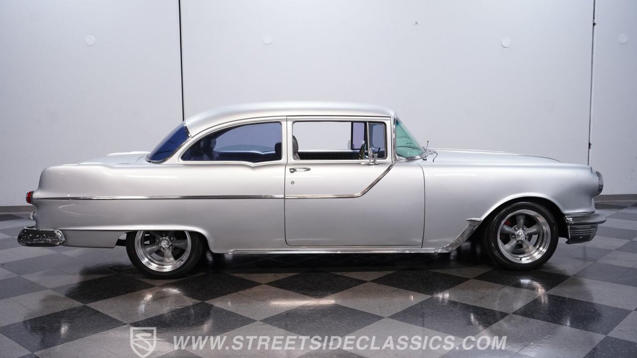 1955 Pontiac Chieftain