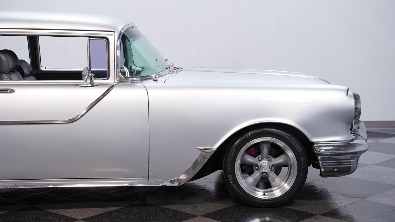 1955 Pontiac Chieftain