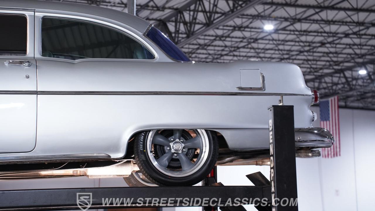 1955 Pontiac Chieftain