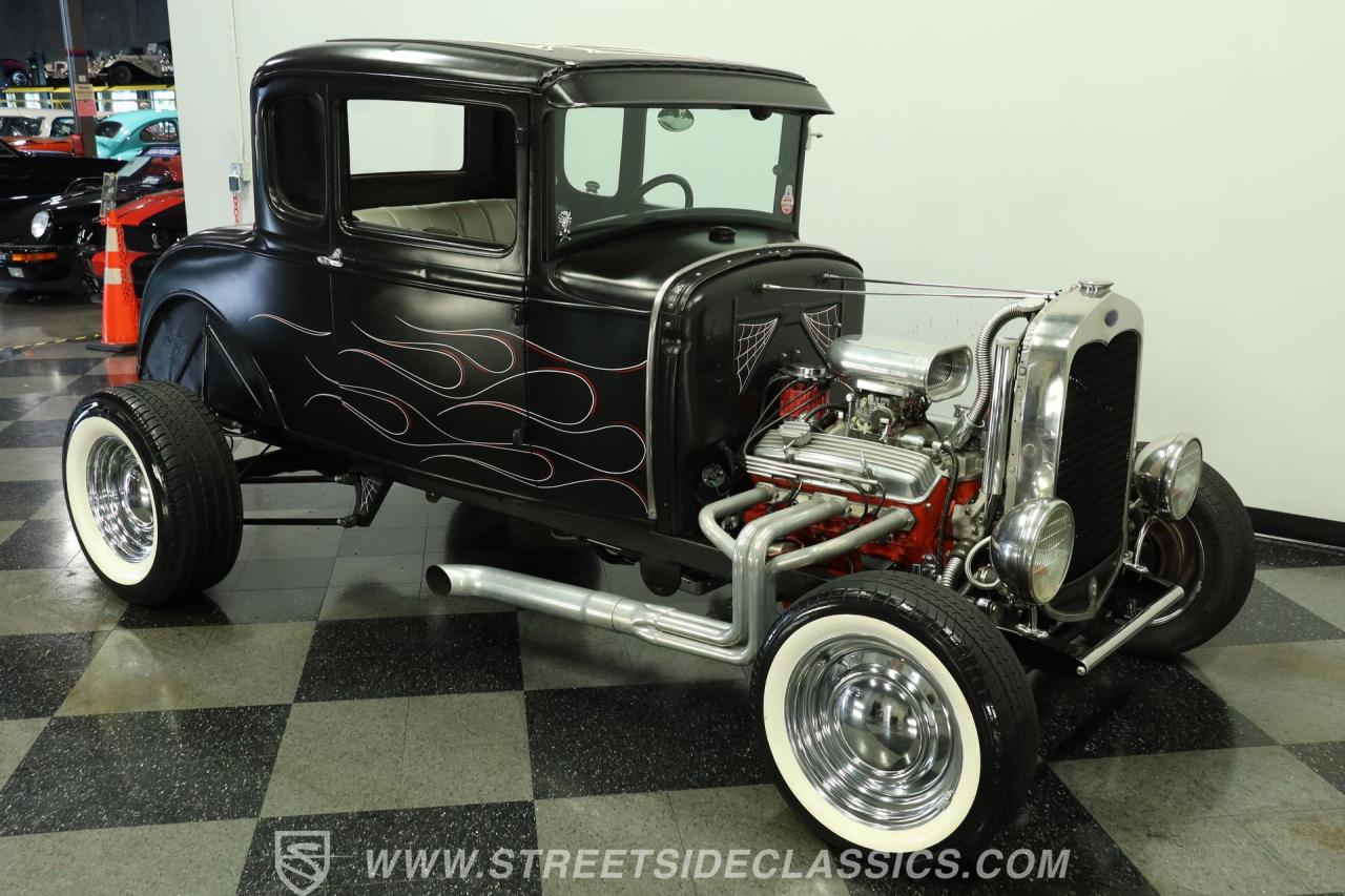 1930 Ford 5-Window Coupe