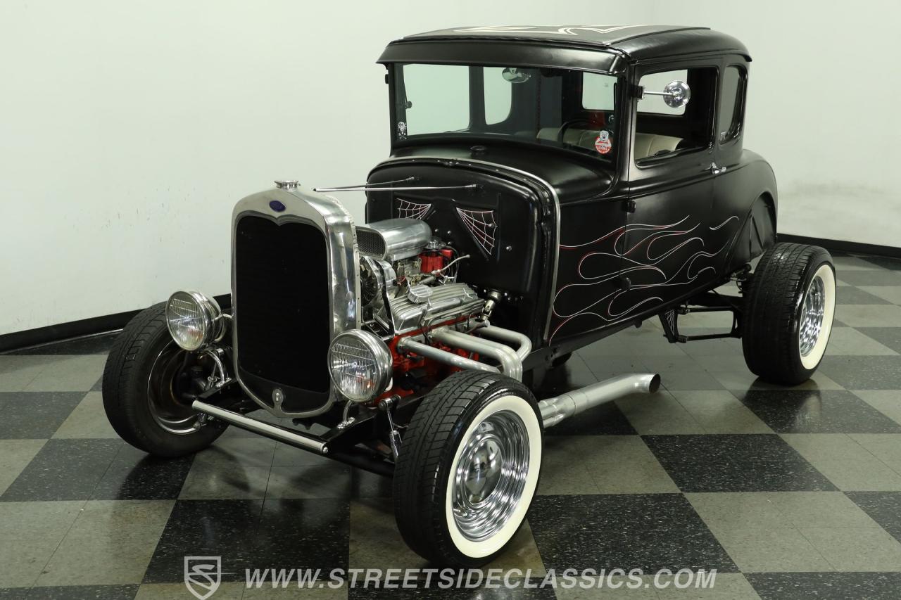 1930 Ford 5-Window Coupe