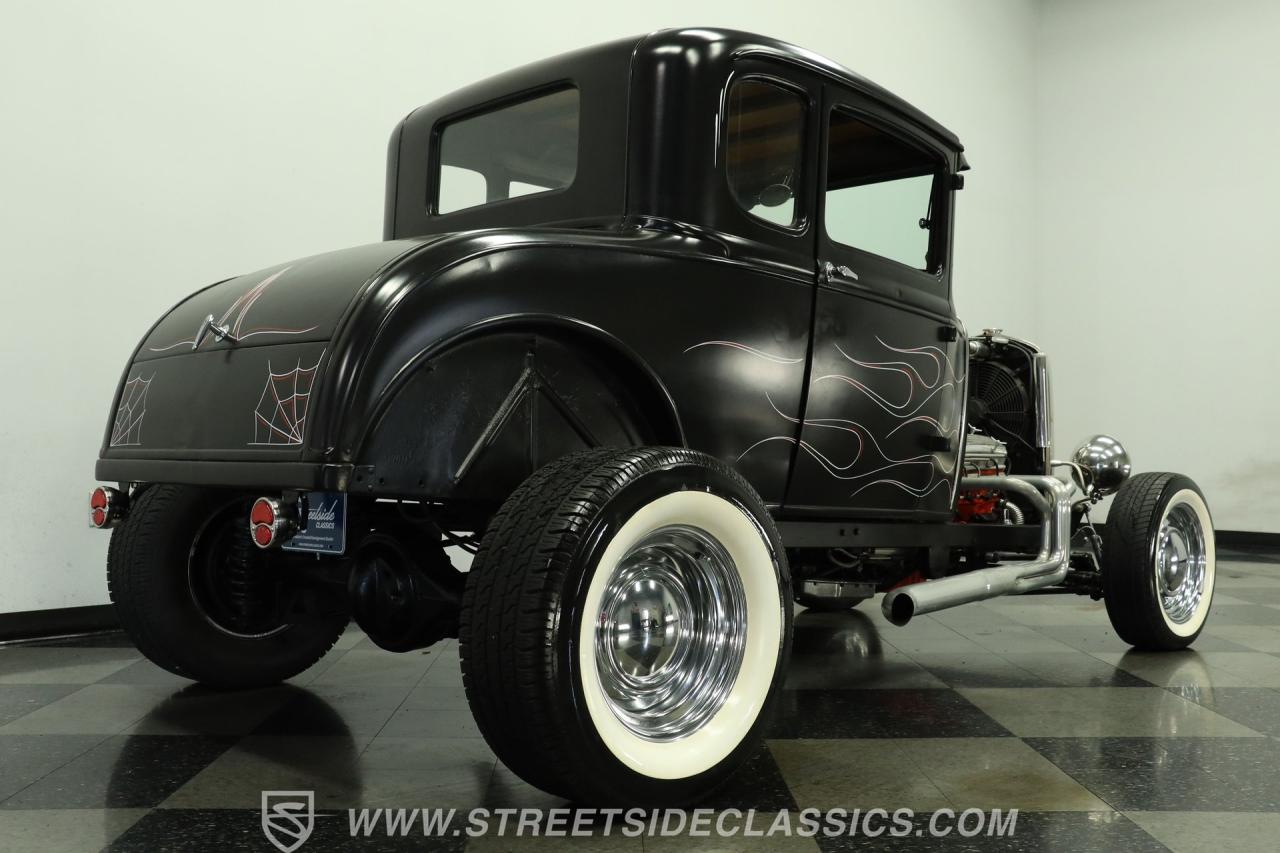 1930 Ford 5-Window Coupe