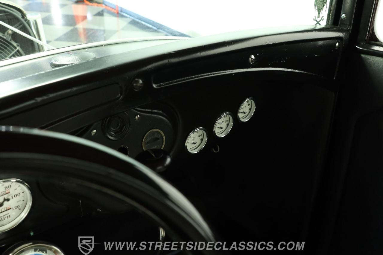 1930 Ford 5-Window Coupe