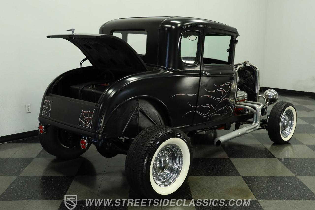 1930 Ford 5-Window Coupe