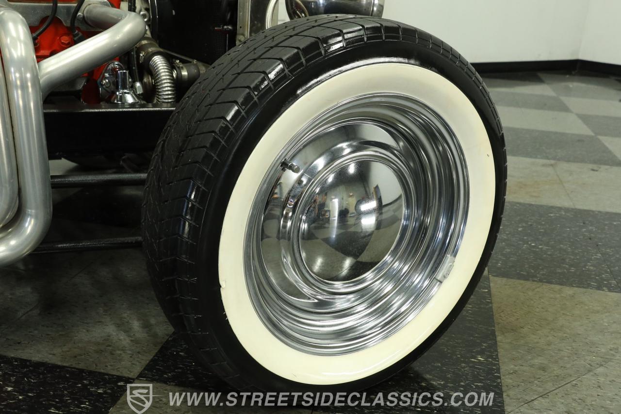 1930 Ford 5-Window Coupe