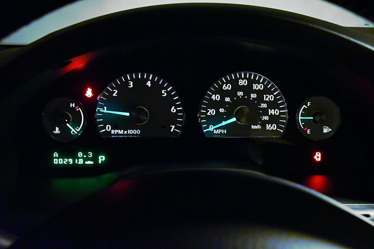 2003 Ford Thunderbird 007 Bond Edition