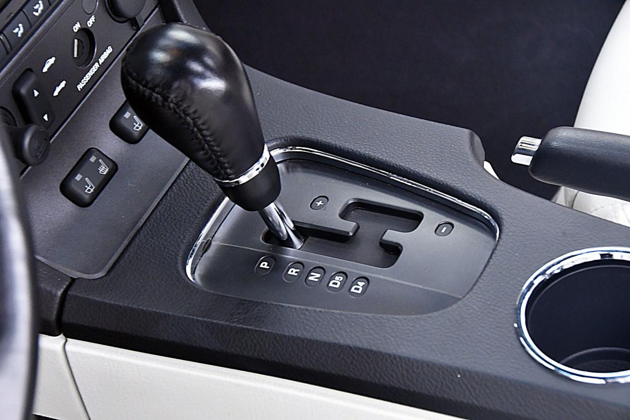 2003 Ford Thunderbird 007 Bond Edition