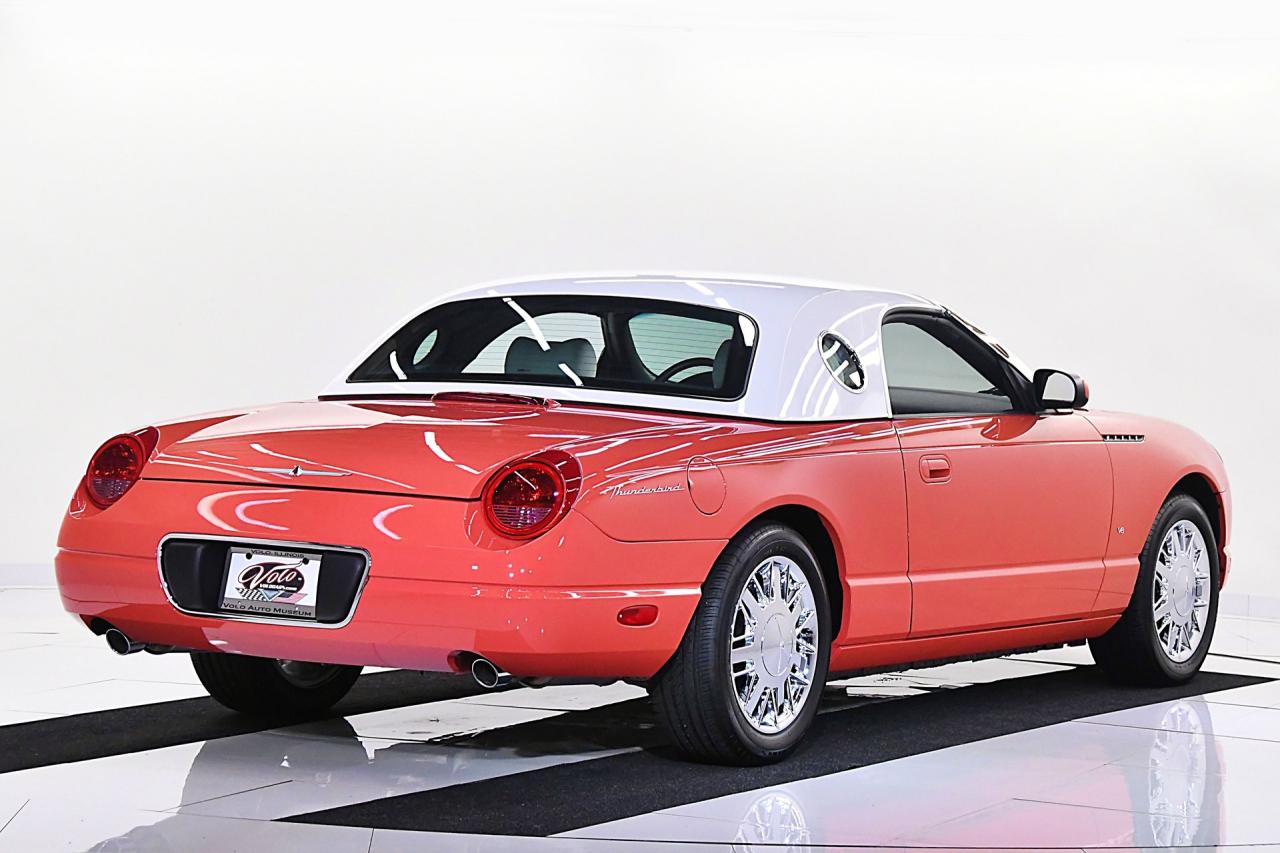 2003 Ford Thunderbird 007 Bond Edition