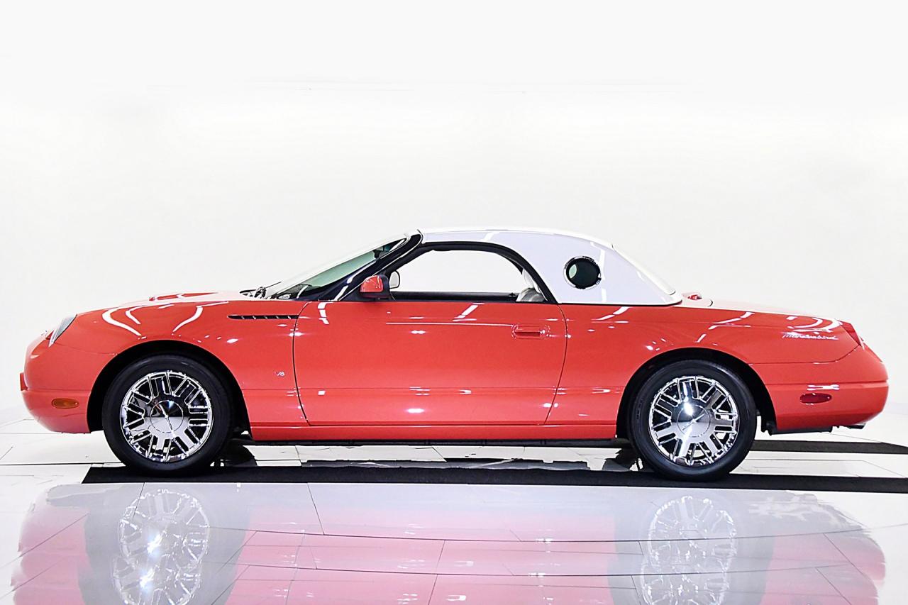 2003 Ford Thunderbird 007 Bond Edition