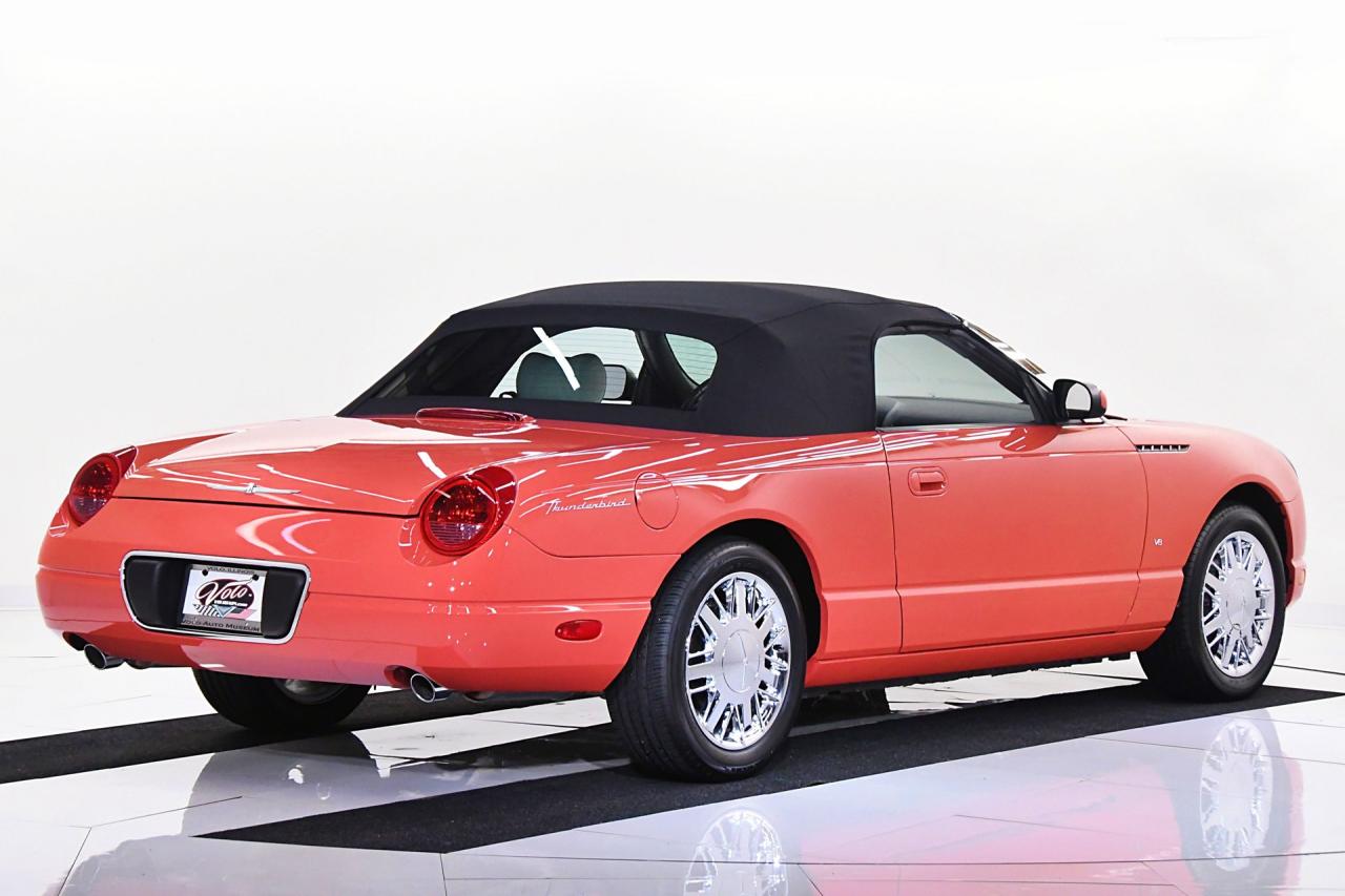 2003 Ford Thunderbird 007 Bond Edition