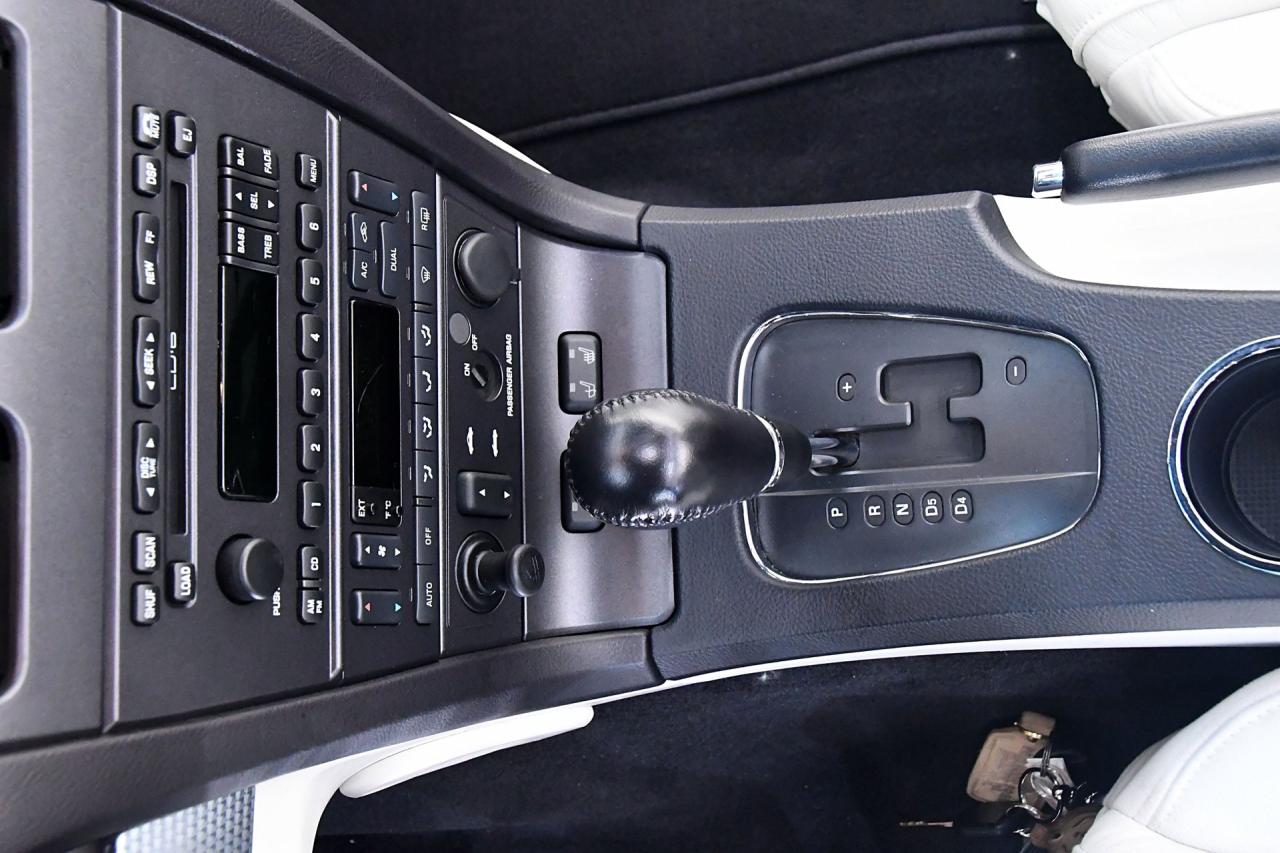 2003 Ford Thunderbird 007 Bond Edition
