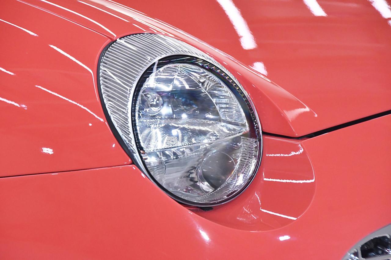 2003 Ford Thunderbird 007 Bond Edition
