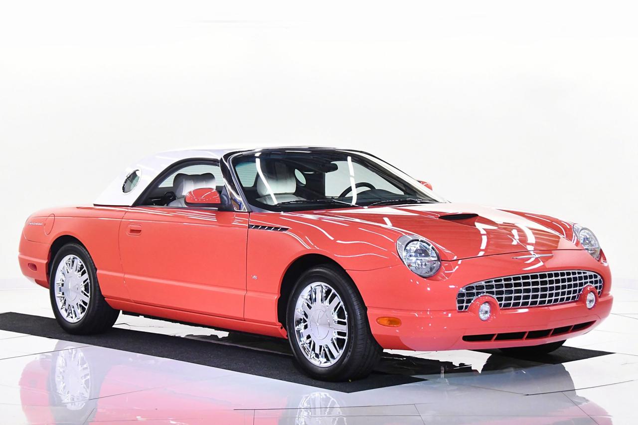 2003 Ford Thunderbird 007 Bond Edition
