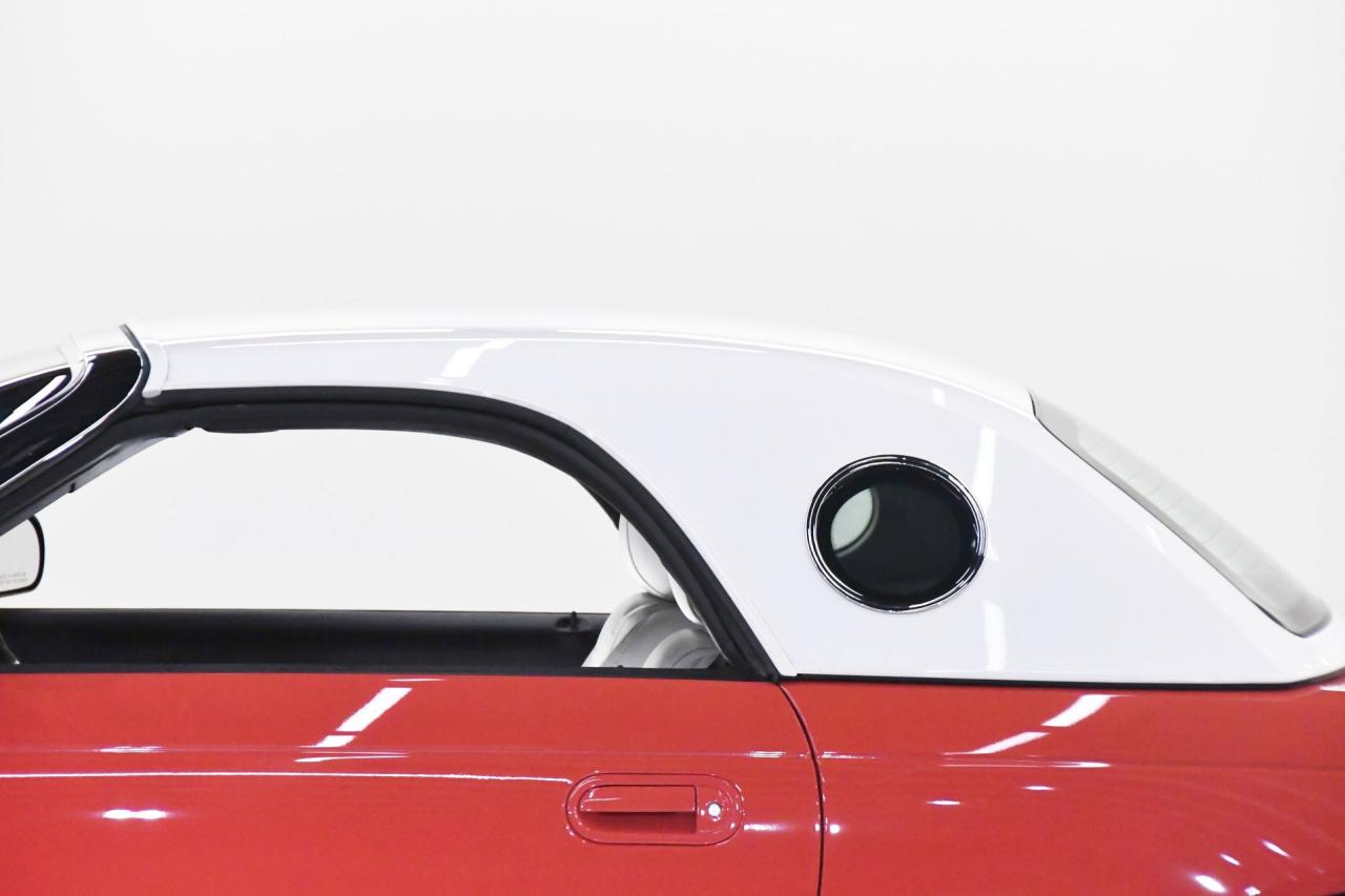 2003 Ford Thunderbird 007 Bond Edition