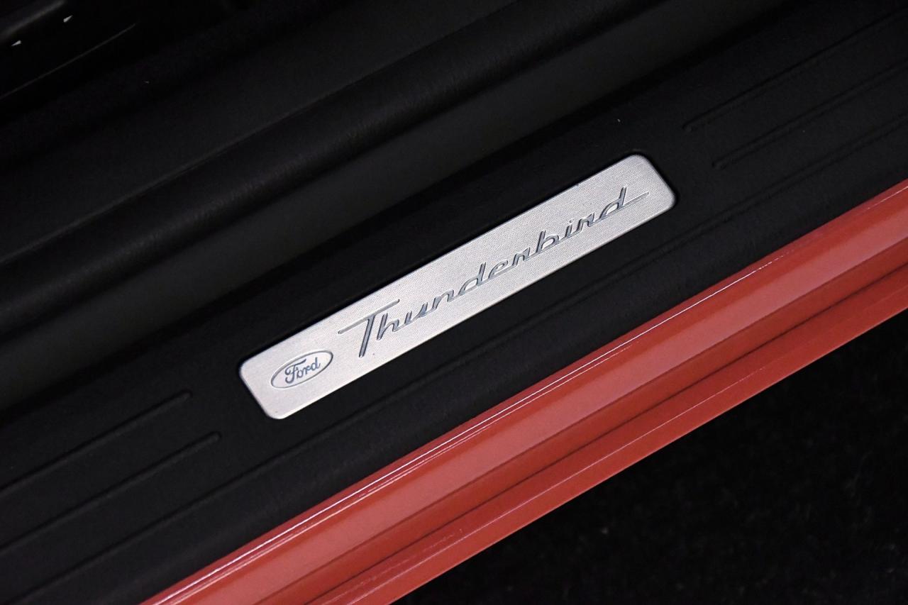 2003 Ford Thunderbird 007 Bond Edition