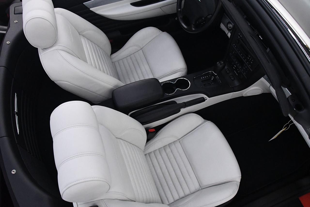 2003 Ford Thunderbird 007 Bond Edition