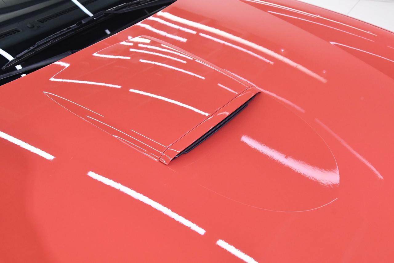 2003 Ford Thunderbird 007 Bond Edition
