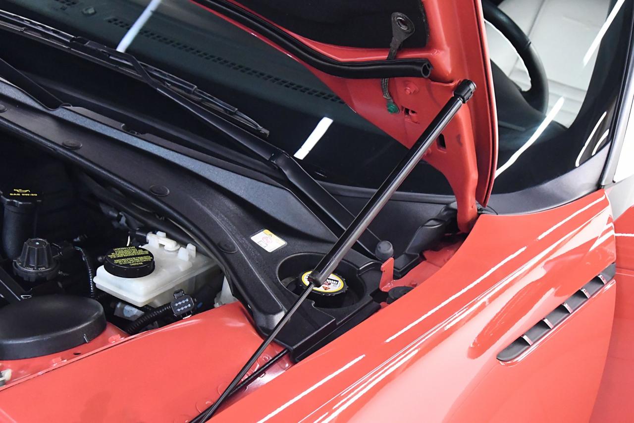 2003 Ford Thunderbird 007 Bond Edition