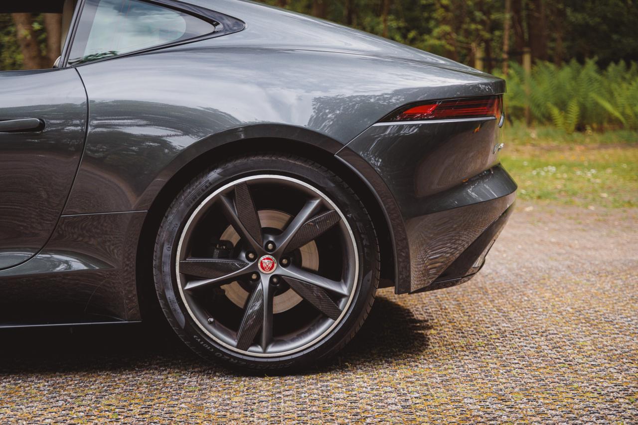 2018 Jaguar F-Type R-Dynamic Coup&eacute; (3.0-litre)