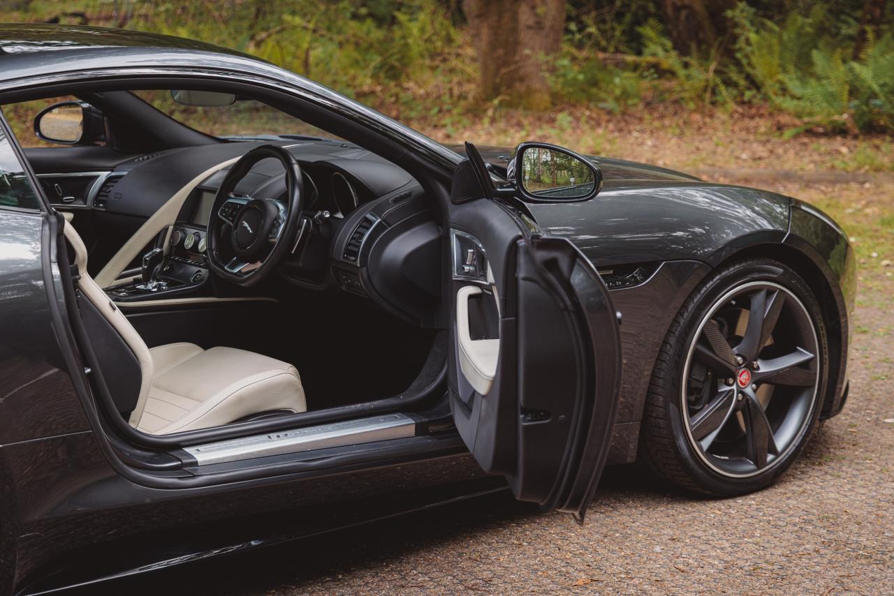 2018 Jaguar F-Type R-Dynamic Coup&eacute; (3.0-litre)