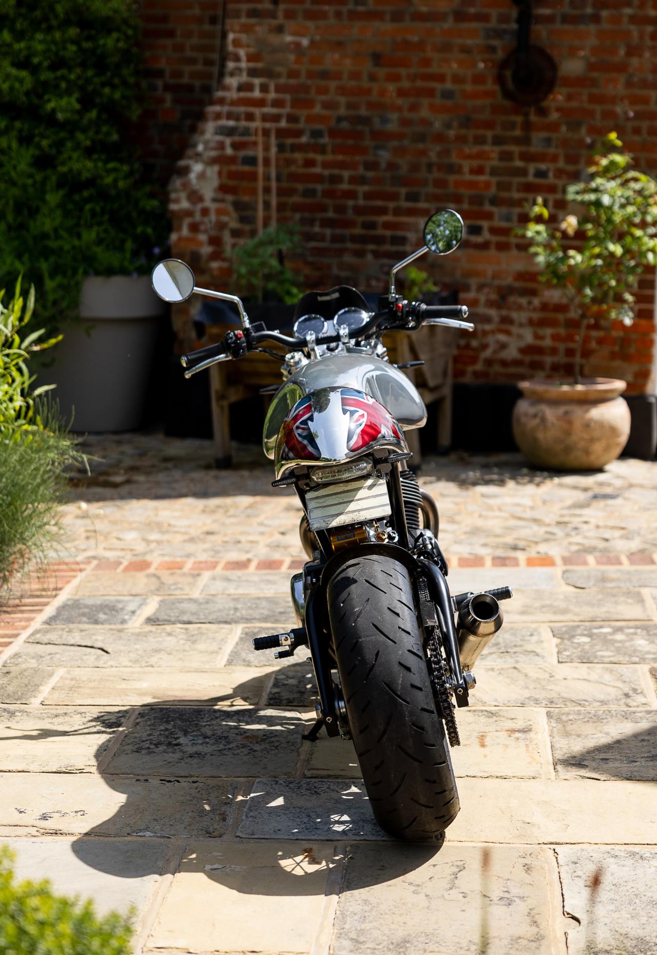 2019 NORTON Dominator Street