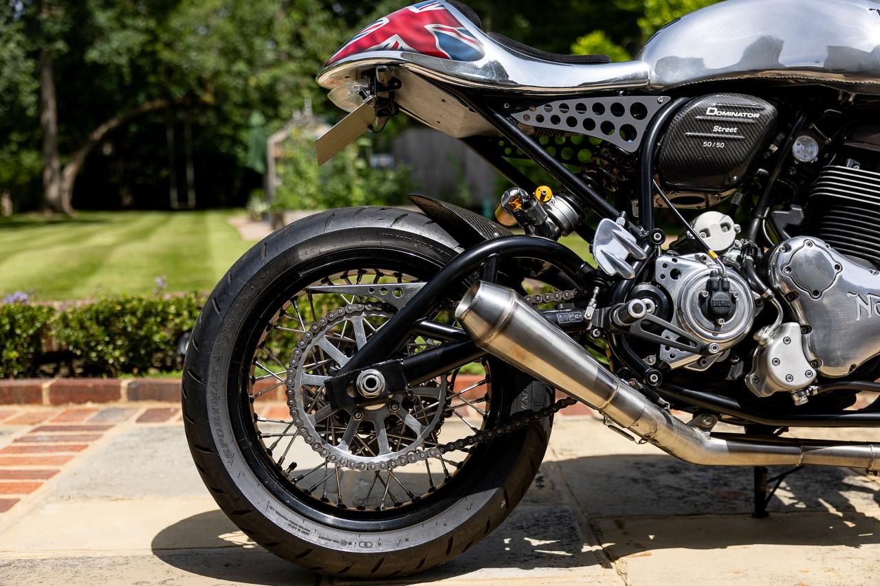 2019 NORTON Dominator Street
