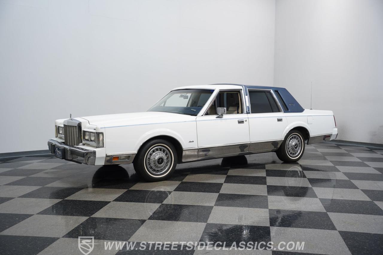 1985 Lincoln Town Car Signature Series