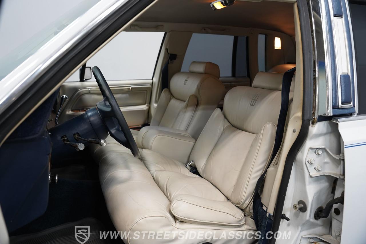 1985 Lincoln Town Car Signature Series