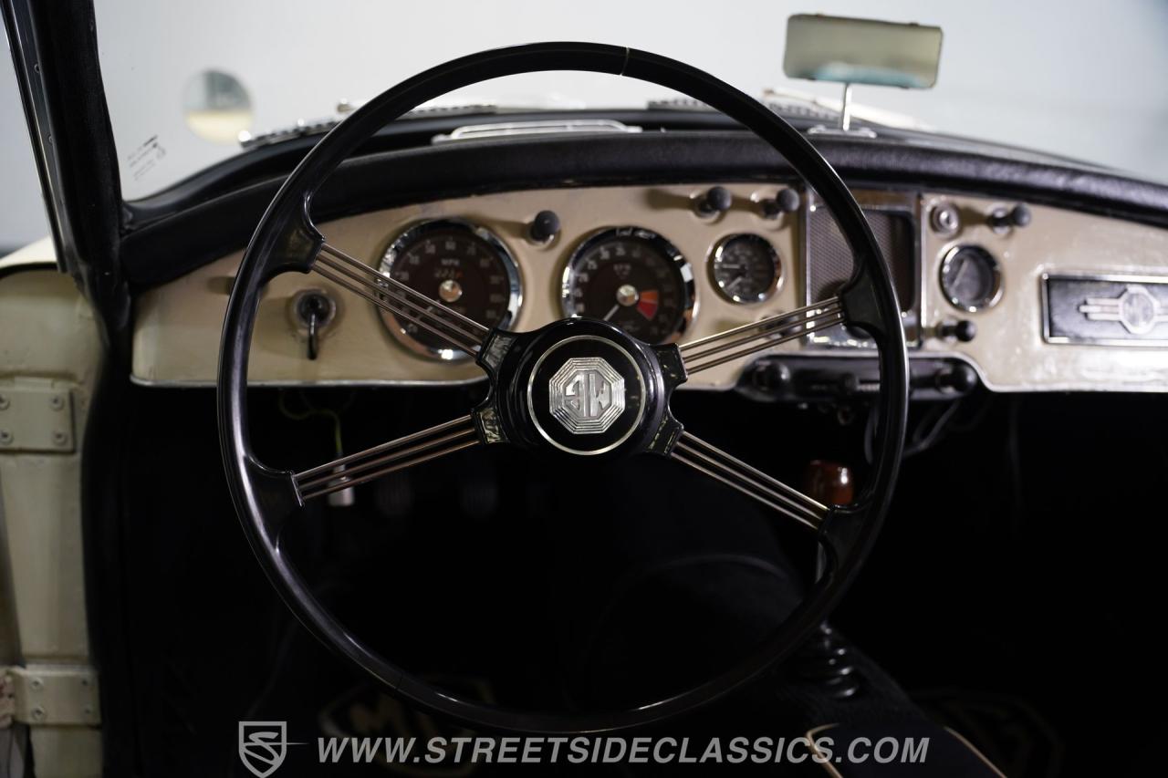 1959 MG A 1500 Coupe