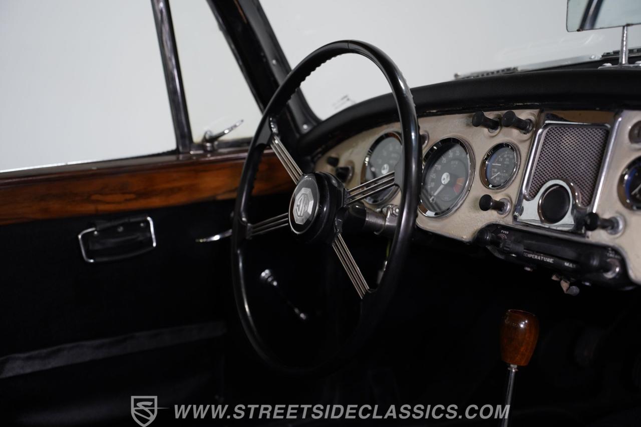 1959 MG A 1500 Coupe
