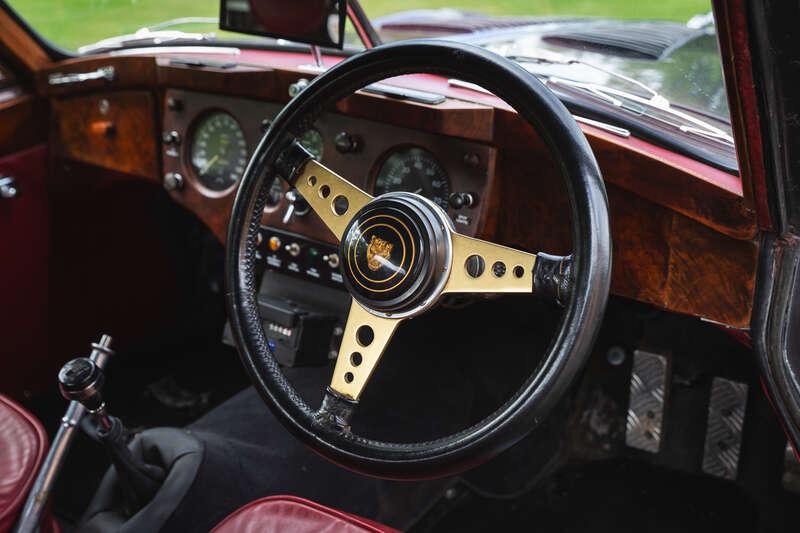 1955 Jaguar XK140 FHC FIA