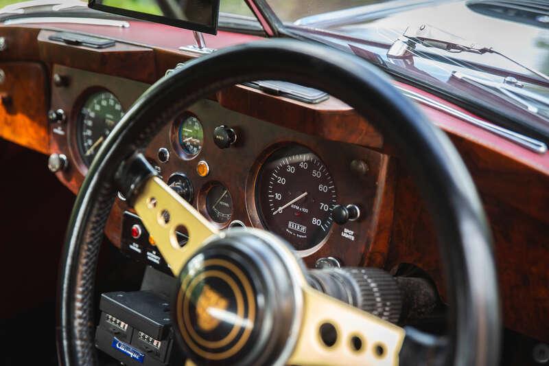1955 Jaguar XK140 FHC FIA