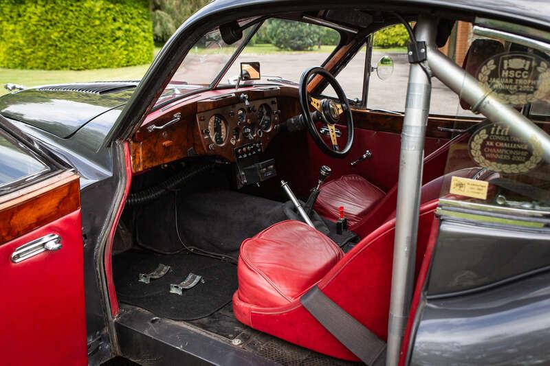 1955 Jaguar XK140 FHC FIA