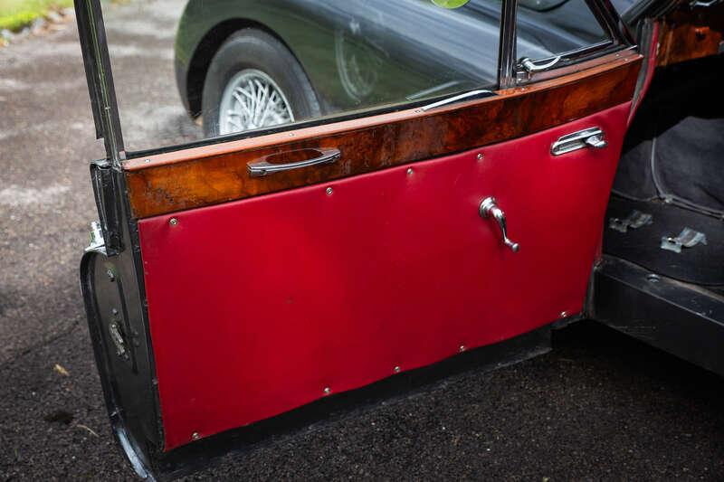 1955 Jaguar XK140 FHC FIA