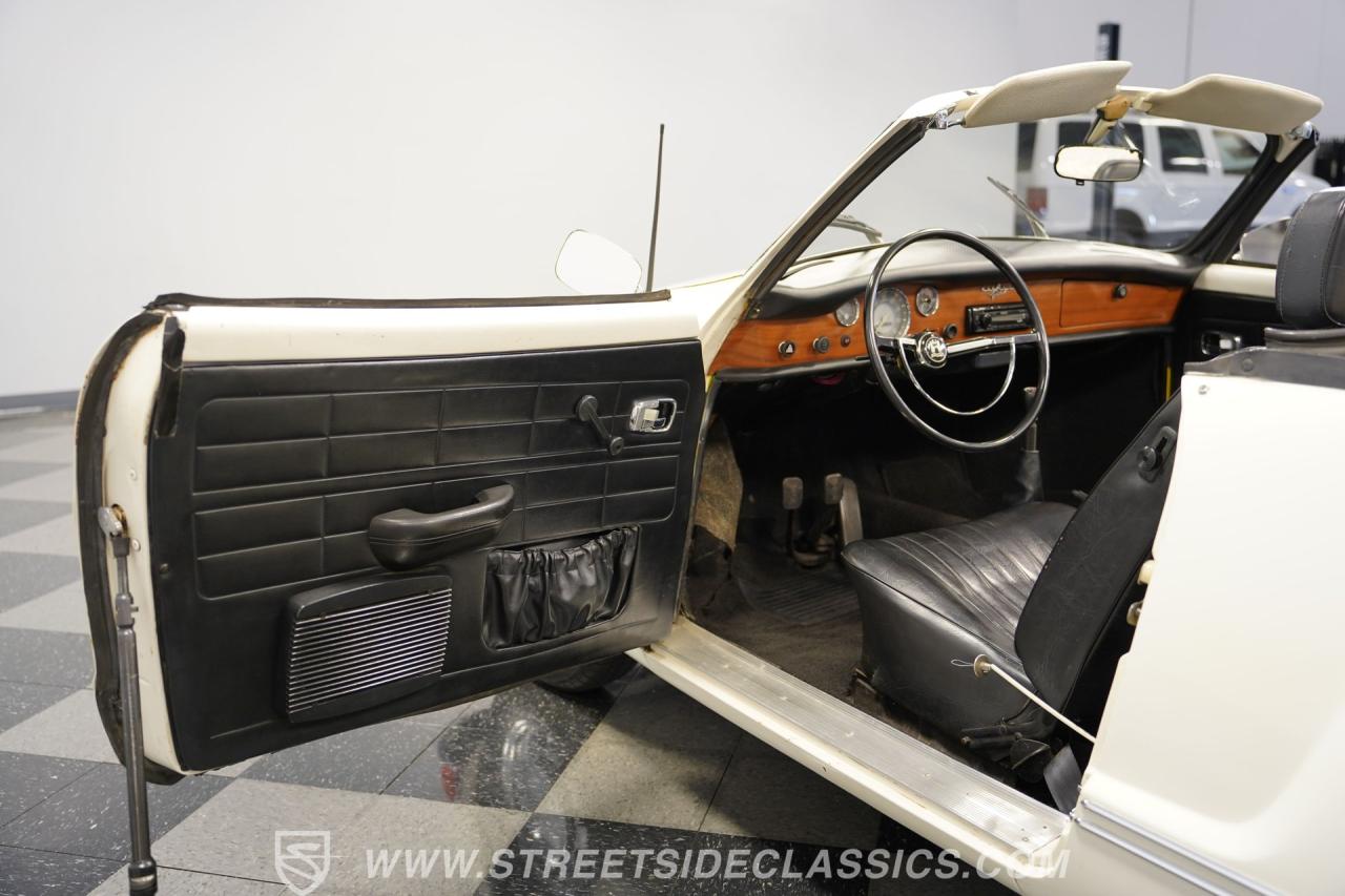1970 Volkswagen Karmann Ghia Convertible