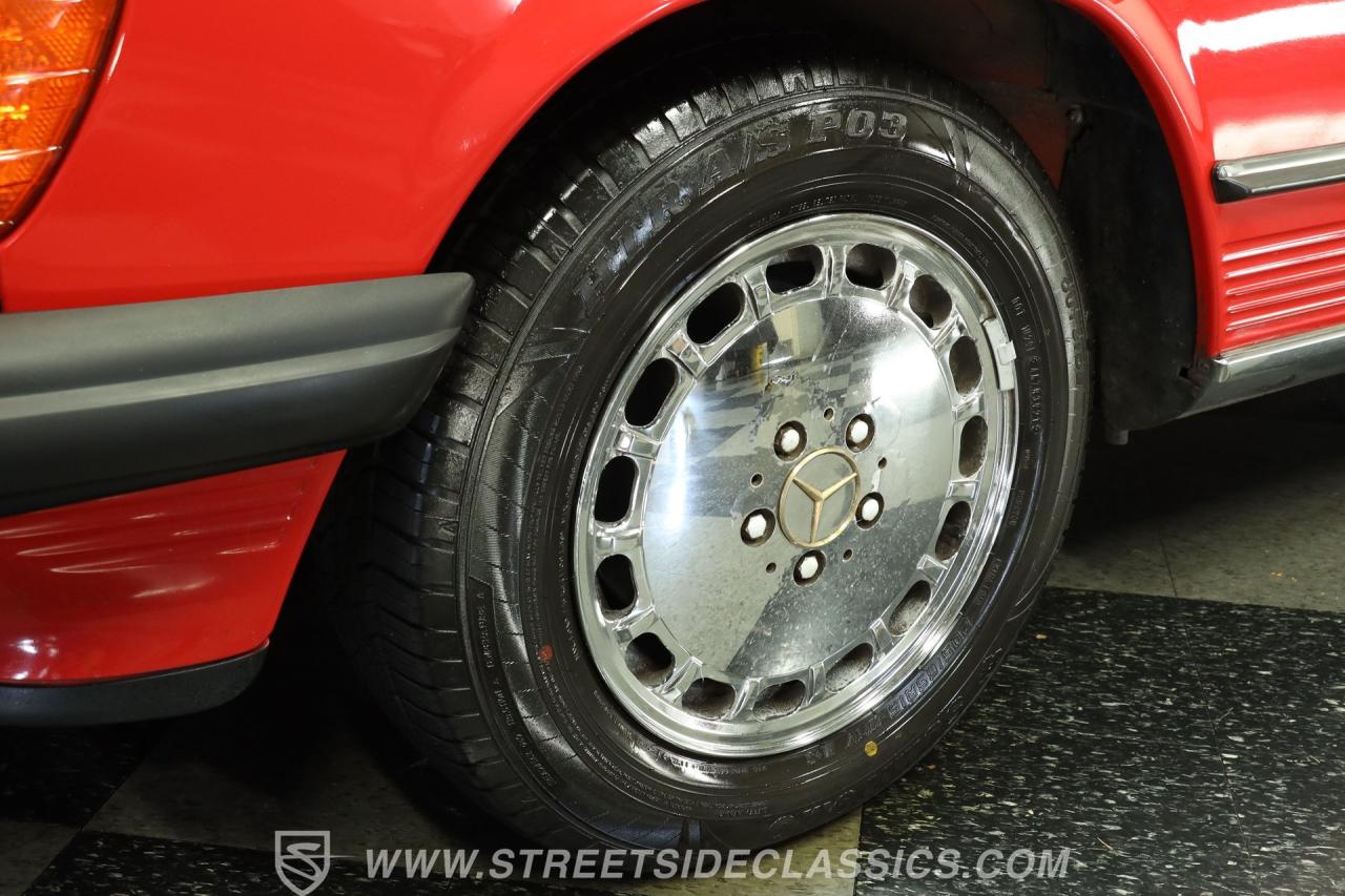 1989 Mercedes - Benz 560SL R107 Convertible