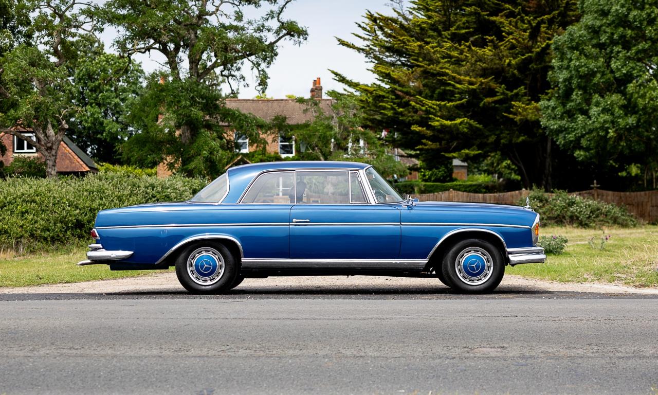 1965 Mercedes - Benz 300 SE Coup&eacute;