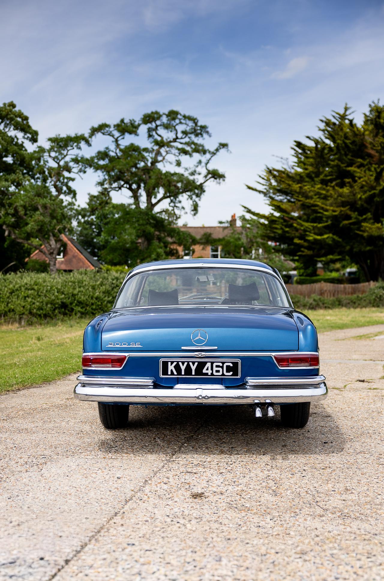 1965 Mercedes - Benz 300 SE Coup&eacute;
