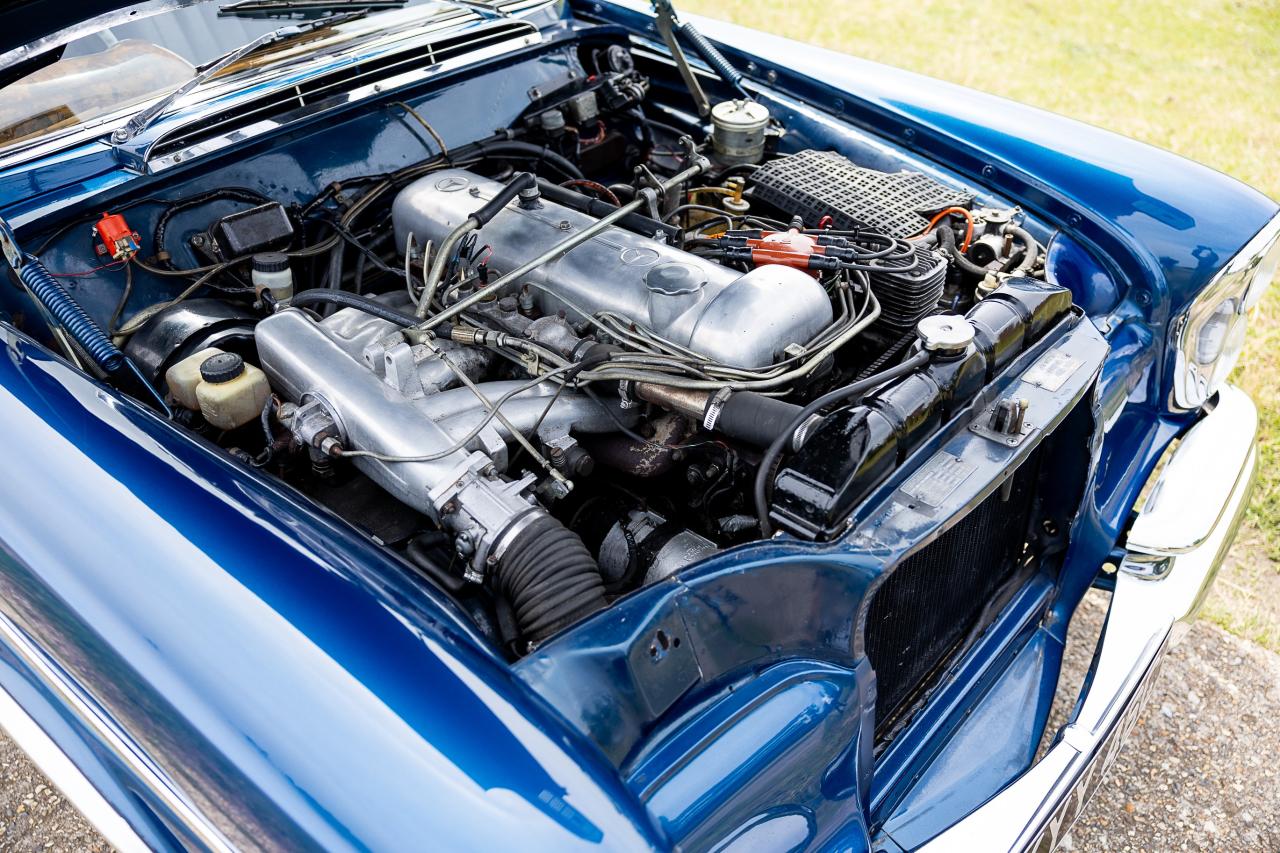 1965 Mercedes - Benz 300 SE Coup&eacute;